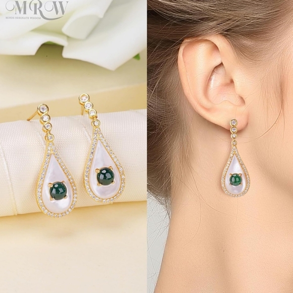 925 Sterling Silver Genuine Jade Earrings - Picture 1 of 4